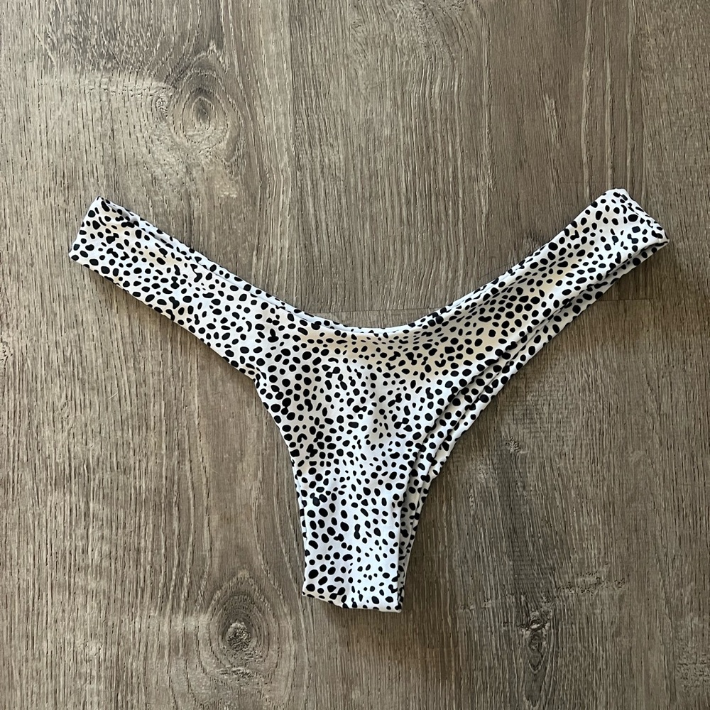 Bikini bottoms